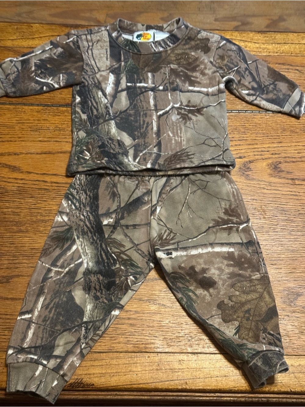 Bass Pro Shops Brown Camo Kids sweat set